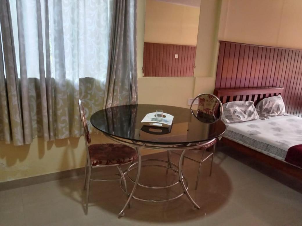 Riya Home Stay Munnar Anaviratty 外观 照片